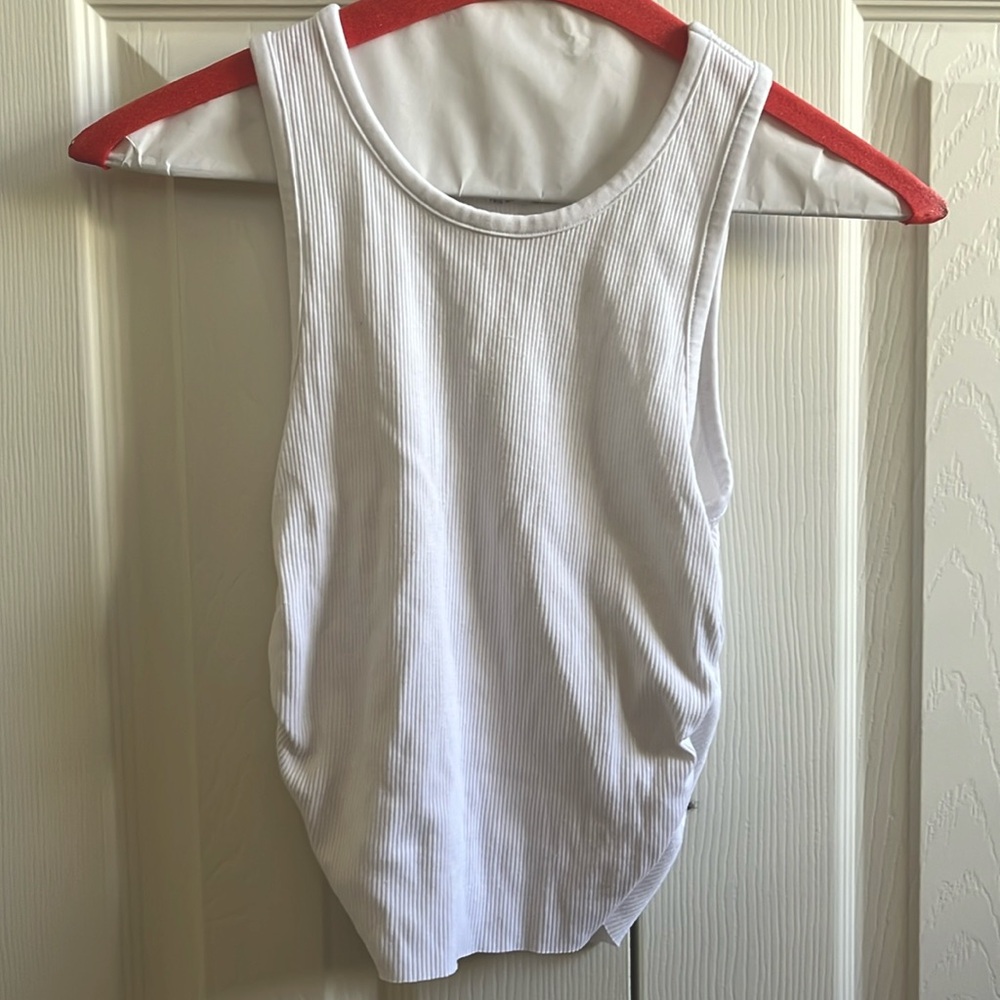White aerie ribbed tank. Can be dressed up or down!